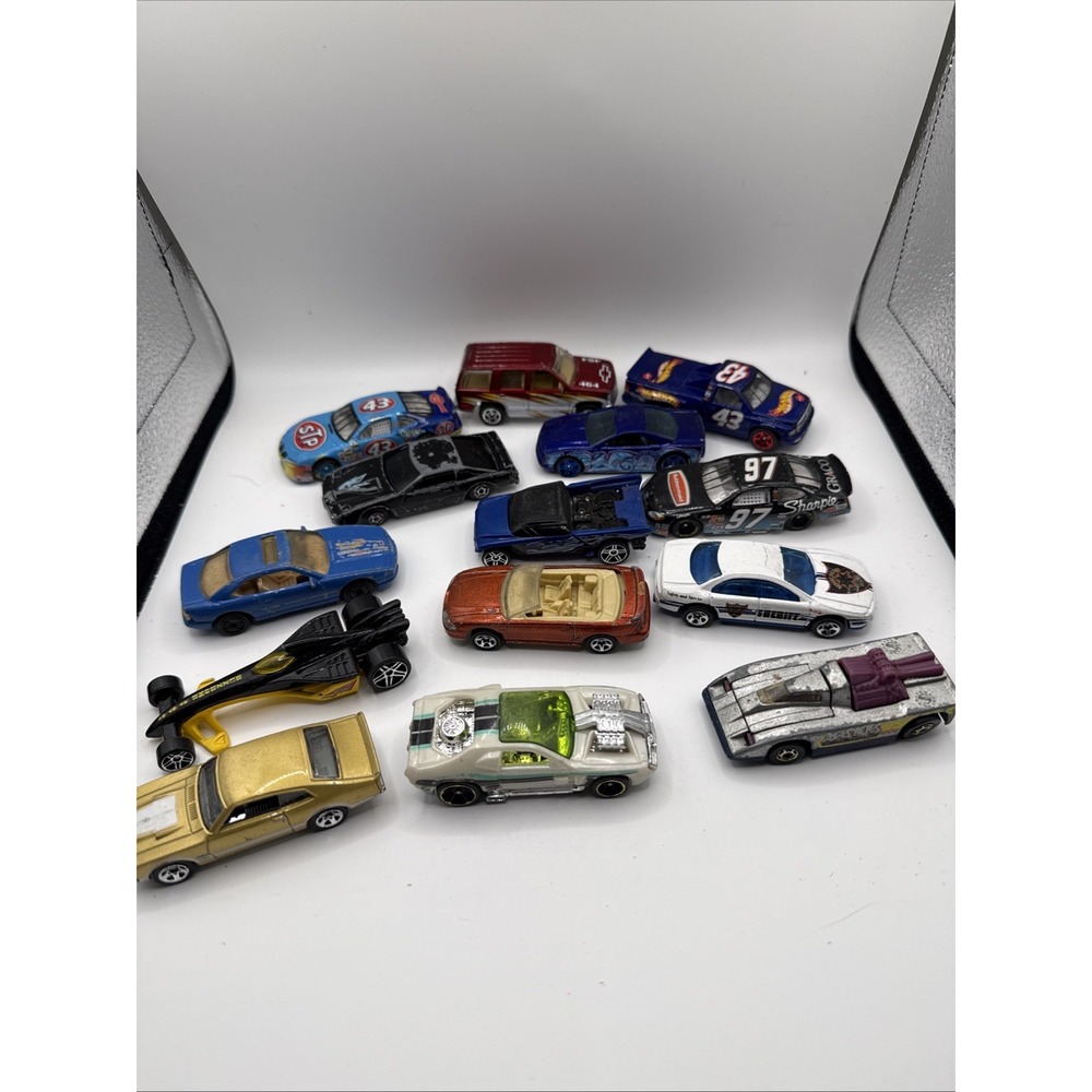 Vintage Hot Wheels Lot Of 14 70s-00s